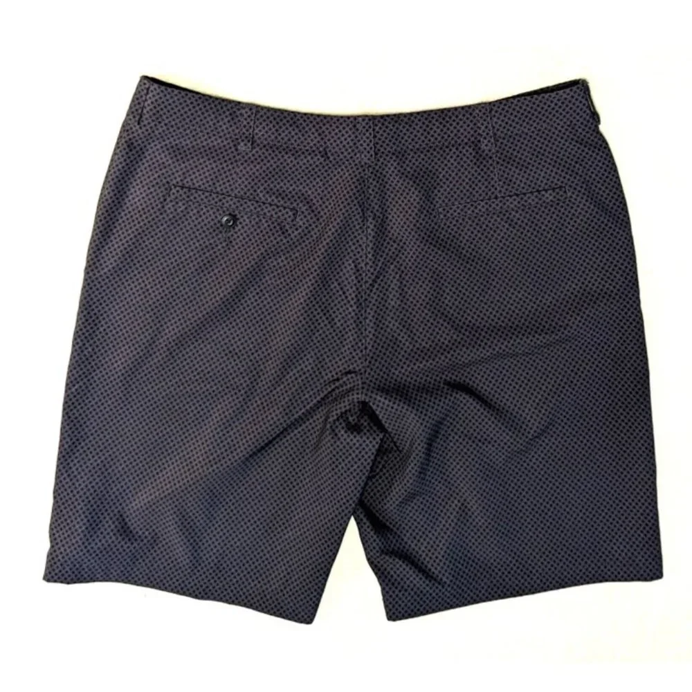 Ben Hogan Men's Gray Black Plaid Athletic Golf Shorts Flat Front Size 38 NICE